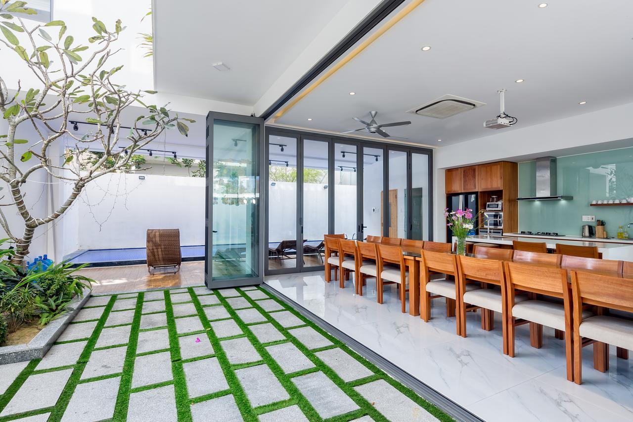 The My Khe Beach Stunning And Luxurious Villa Da Nang